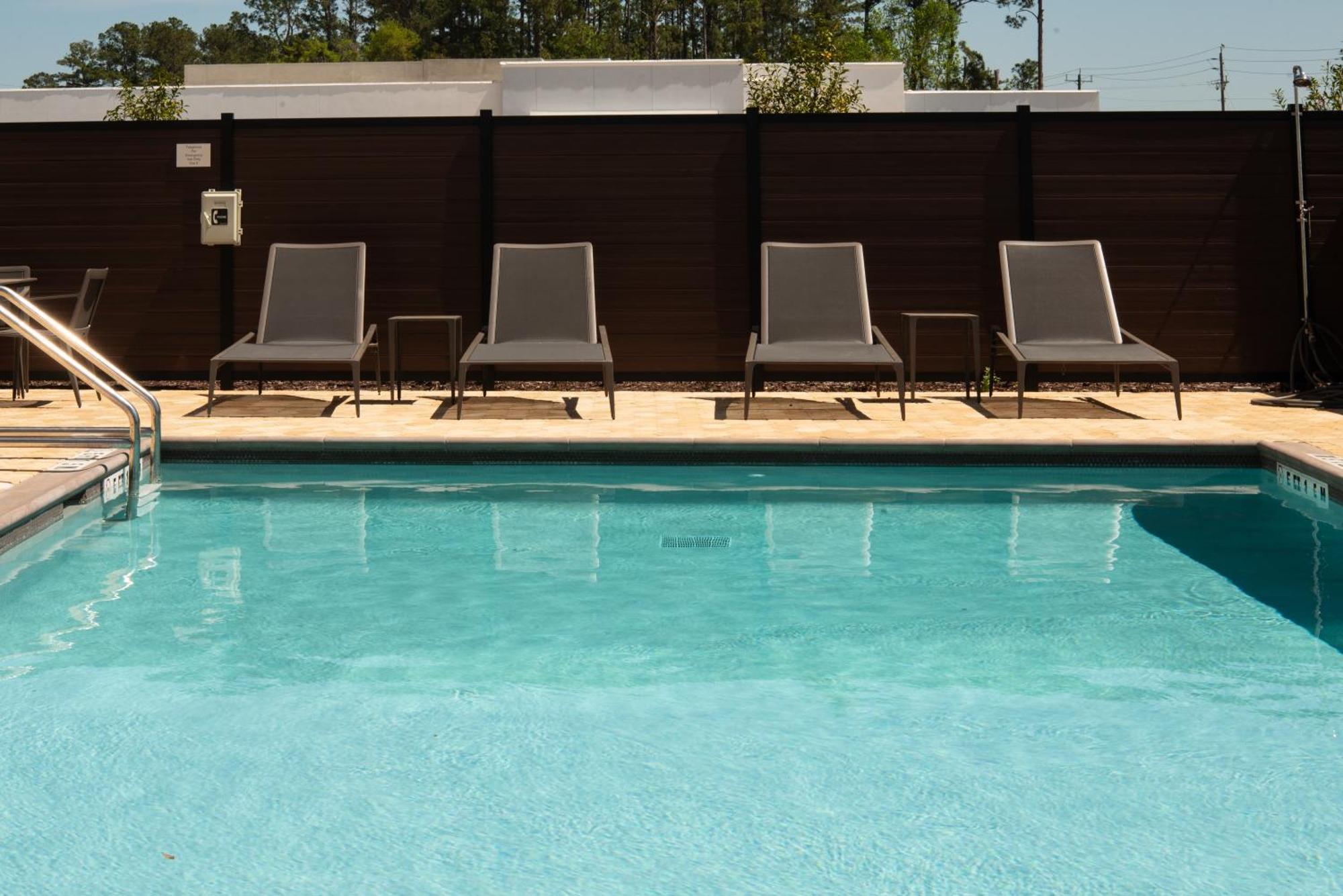 Courtyard By Marriott Lake City Exterior foto